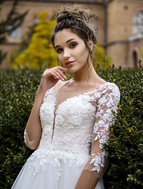 https://elisebride.ro/images/stories/virtuemart/product/VWD_SN_17       (2).jpg